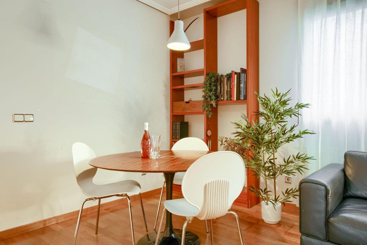 Apartamento En Chamberi Con Piscina - Lovely Apartment In The City Center With Swimming Pool Madrid Luaran gambar